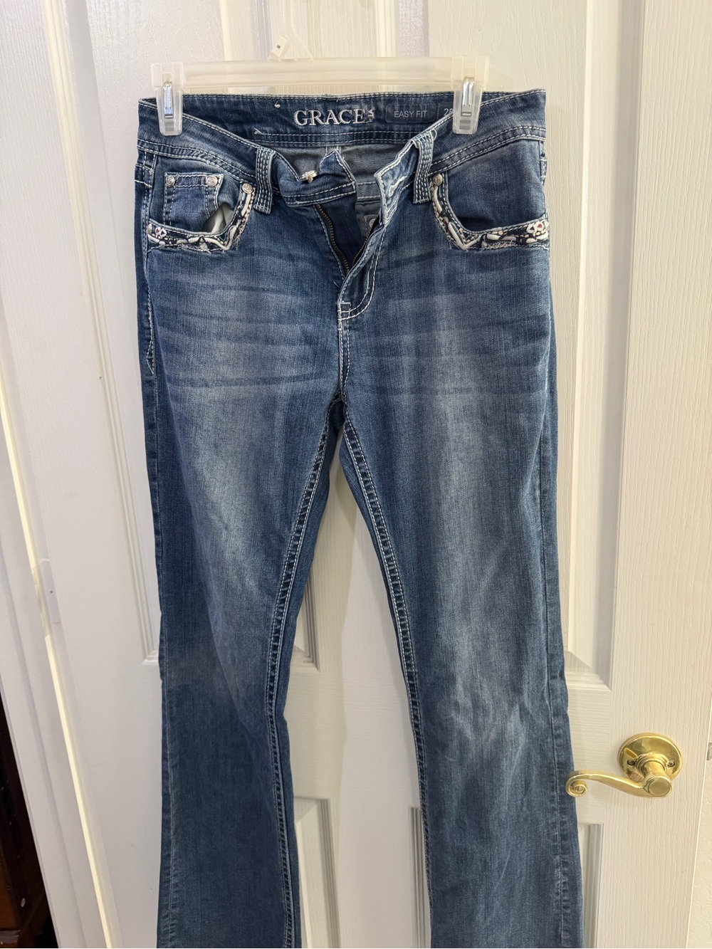 Grace Blue Denim Bootcut Jeans with Embroidered Dreamcatcher Pocket - Picture 3 of 4